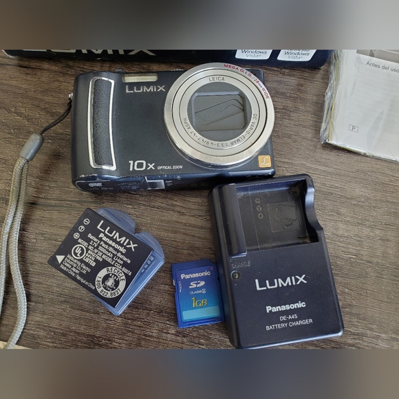 Panasonic Lumix Black Digital Camera - Picture 1 of 17